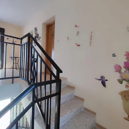 Alma De Gredos بيت للعطل